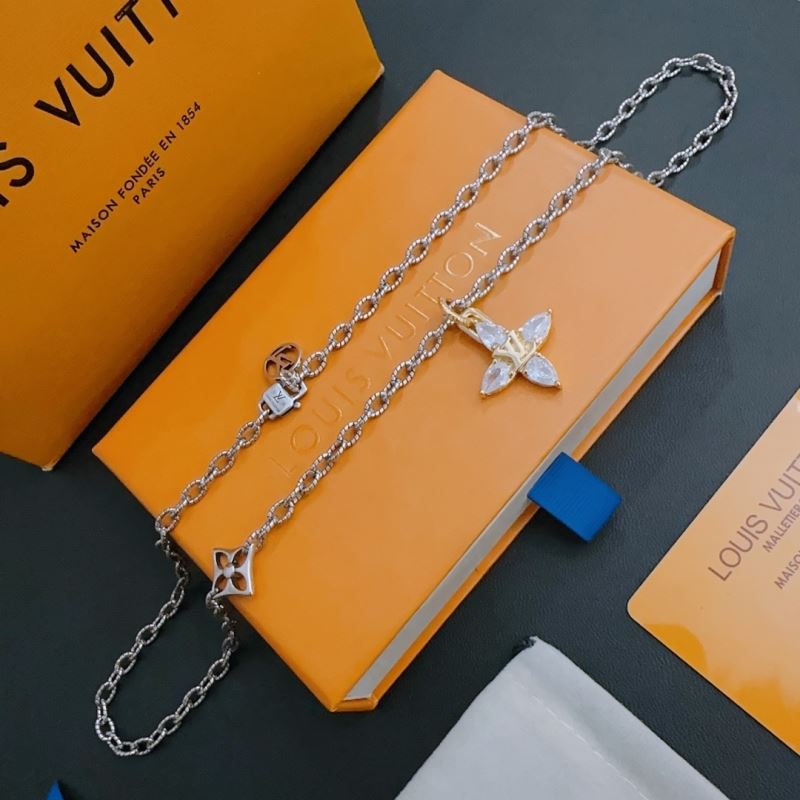 Louis Vuitton Necklaces